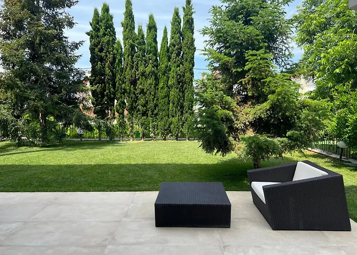 Villa Panorama Hills With Pool Thessaloniki