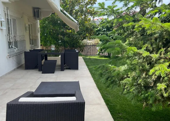 Panorama Hills With Pool * Salonic