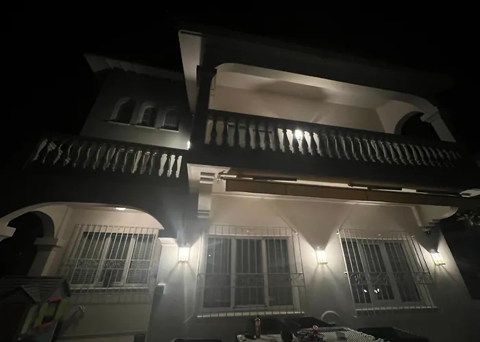 Panorama Hills With Pool Vilă Salonic